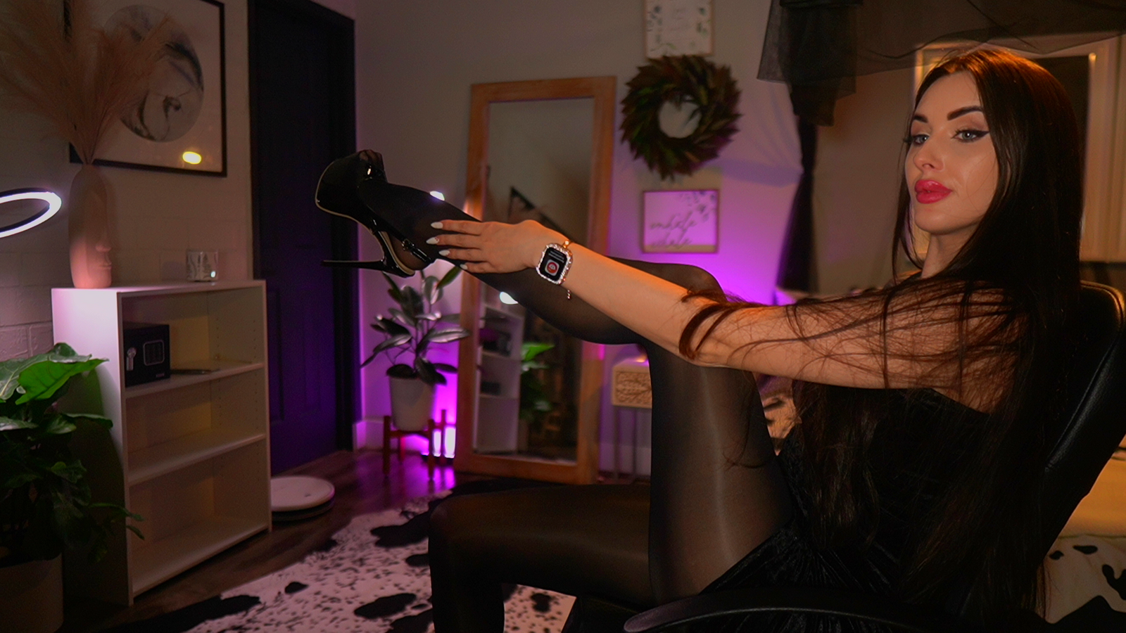 CapriciousMiss Femdom Findom