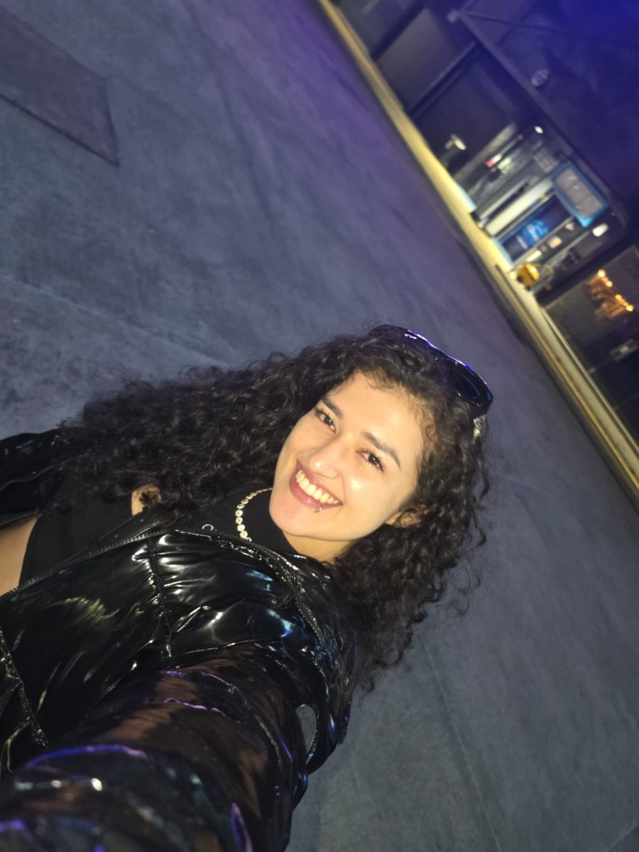 yourdreamgirl