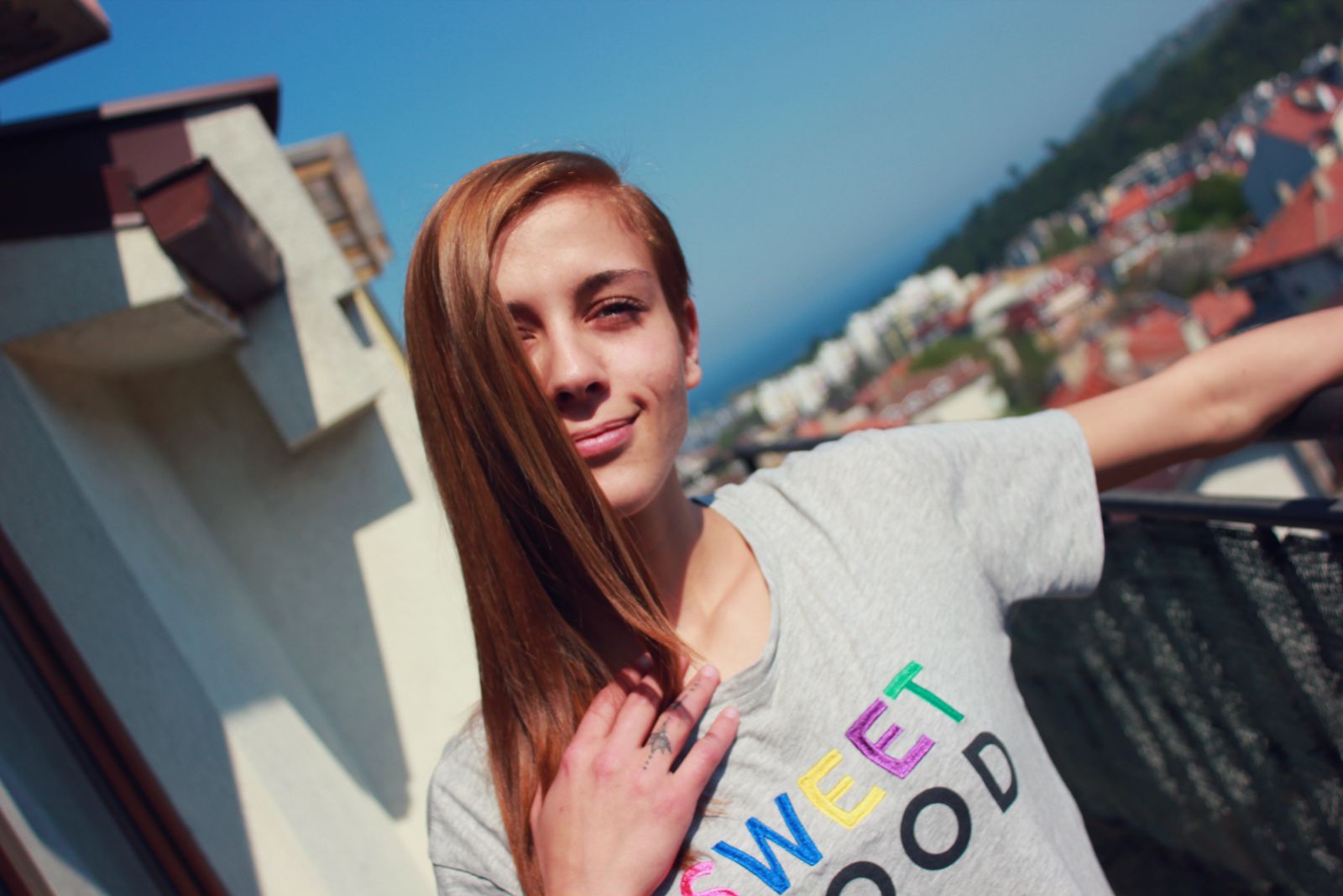 KINKY_GIRL