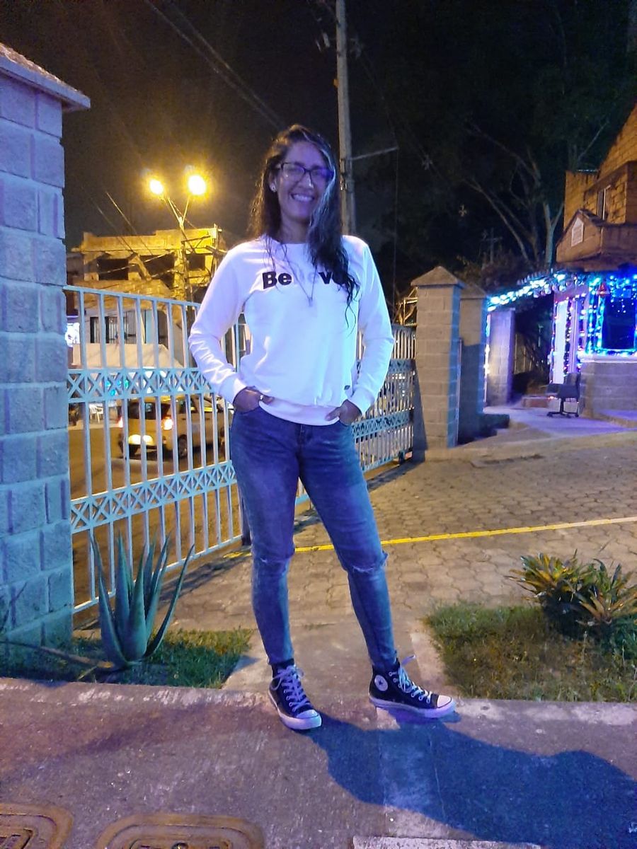 Alexa_Tabales