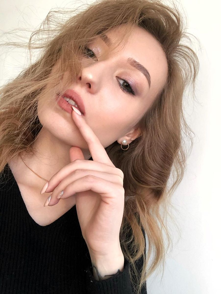 bella_rolland