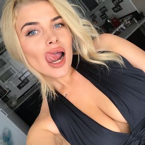Caroline Profile picture - Caroline