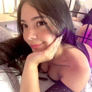 Leah Martinez Profile picture - Leah Martinez
