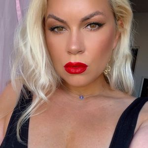 MistressVicky Profile picture - MistressVicky