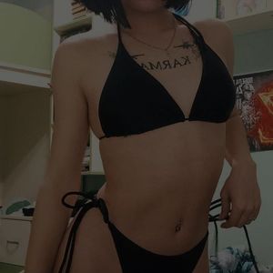 Scarlett Ball Profile picture - Scarlett Ball