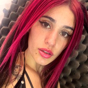 Frecklesmyslave Profile picture - Frecklesmyslave