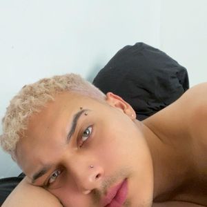 LatinMachoX Profile picture - LatinMachoX