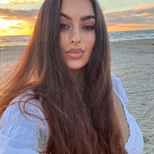 VallerieJones Profile picture - VallerieJones