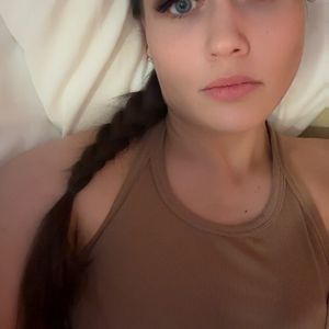 Blueeyedbaddie Profile picture - Blueeyedbaddie