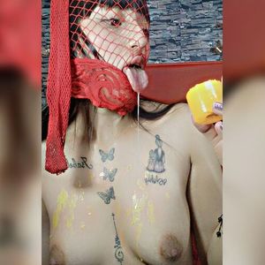 ashley deemer Profile picture - ashley deemer