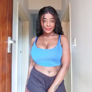 E M M A Profile picture - E M M A