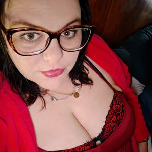 Mistress Suzie Profile picture - Mistress Suzie