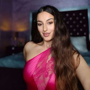 VallerieJones Profile picture - VallerieJones