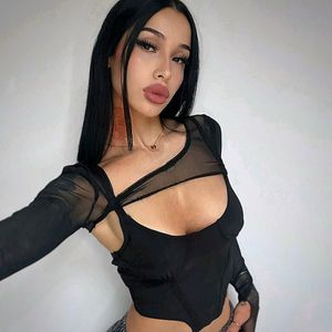 Lauren Kolesnicova Profile picture - Lauren Kolesnicova