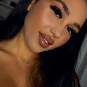 Claire Profile picture - Claire