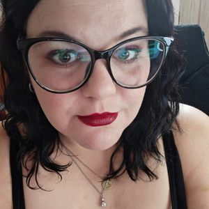 Mistress Suzie Profile picture - Mistress Suzie
