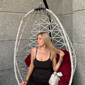 Evia Profile picture - Evia