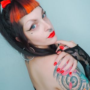 Emily Doomed Profile picture - Emily Doomed