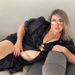 HelenEnigma Profile picture - HelenEnigma