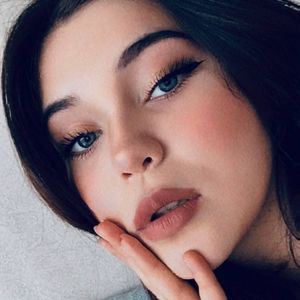 Alisa Profile picture - Alisa