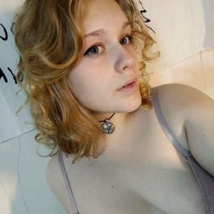 CloeVixes Profile picture - CloeVixes