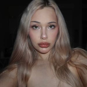 Lana Day Profile picture - Lana Day