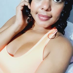 Profile picture - mia