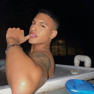 Profile picture - AaronVega