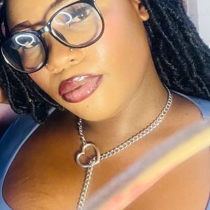 Profile picture - CurvyCocoxxx
