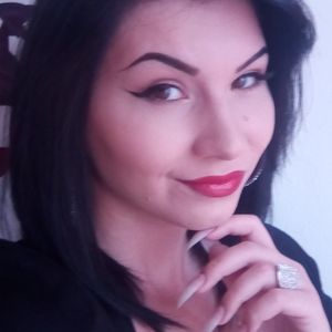 Miss Kyra Profile picture - Miss Kyra
