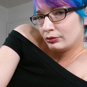 Profile picture - KittyKamikaziXO