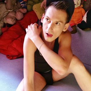 FriendlyTwink Profile picture - FriendlyTwink