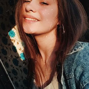 Julia Profile picture - Julia
