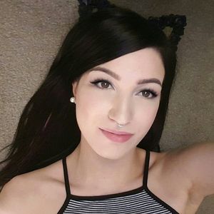 JustViolet Profile picture - JustViolet