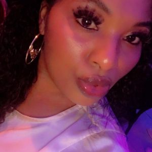 SexyBustyBoobs Profile picture - SexyBustyBoobs