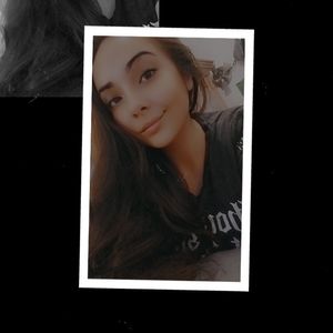 NinaLoca Profile picture - NinaLoca