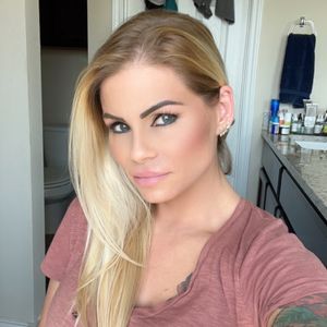 Krista Starr Profile picture - Krista Starr