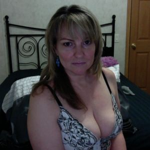 HoneyLovittall Profile picture - HoneyLovittall