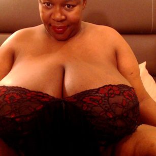 Boobs2dieFor black Model - Boobs2dieFor black