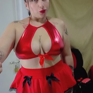 Model - AngelyDirtySquirt bondage