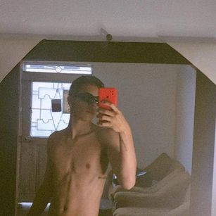 Model - LiamJohnson anal