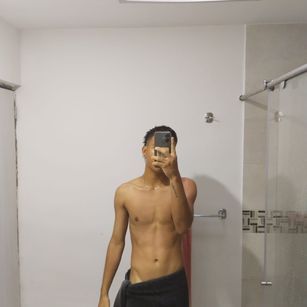 Model - LiamJohnson cum