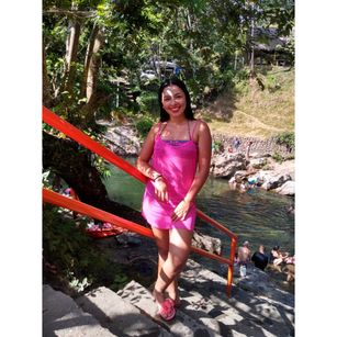 Model - Iris Moira pantyhose