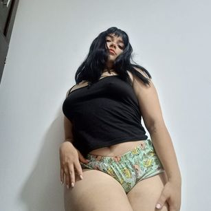 Model - Carolina10 latina