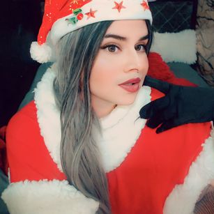 Camila Carrington cum Model - Camila Carrington cum