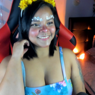 Model - soytucolor bigboobs