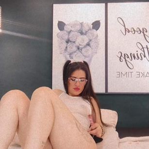 Model - NinaChloe amateursolo