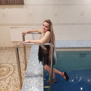 Model - Natali pussy