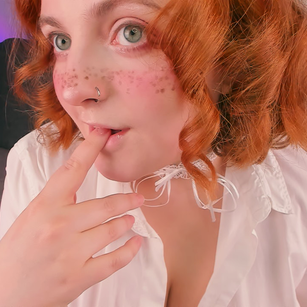 Juliet redhead Model - Juliet redhead
