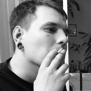 Model - Drake bigcock